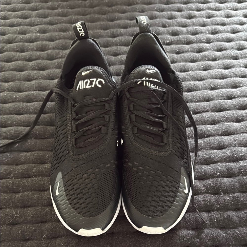 Nike air 270 black sneakers